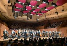 澳洲全国性权威文化音乐刊物Limelight对中国交响乐团2023澳洲巡演首演给予高度好评讲解澳洲168：：